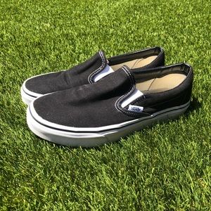 Black Slip-on Vans